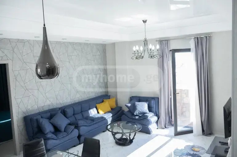 თამარ მეფის ქ.  - 3 rooms