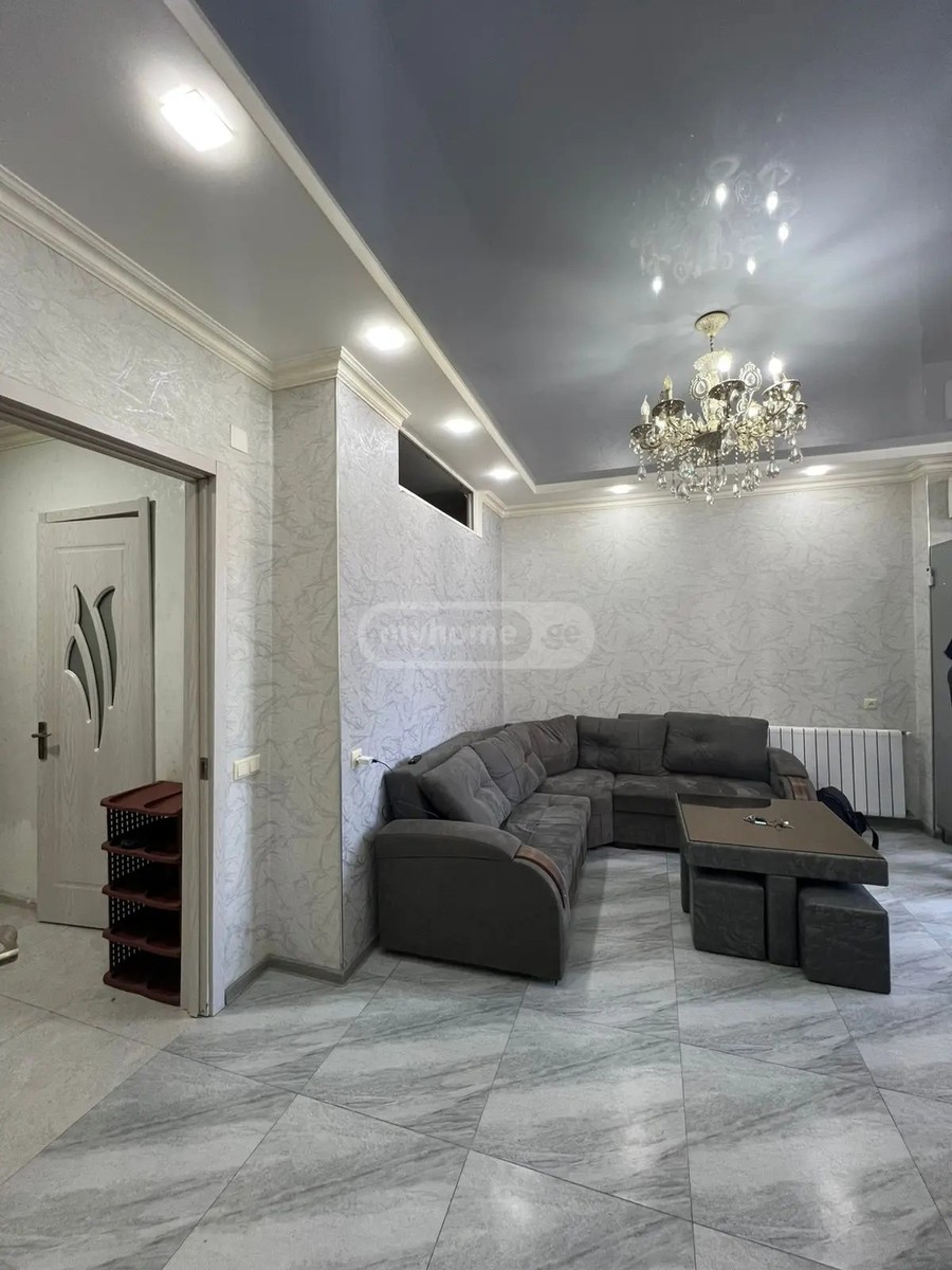 აღმაშენებლის ქ. 2 - 3 rooms