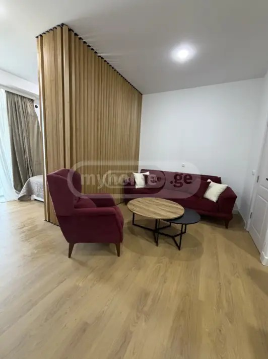 აღმაშენებლის გამზ.  - 3 rooms