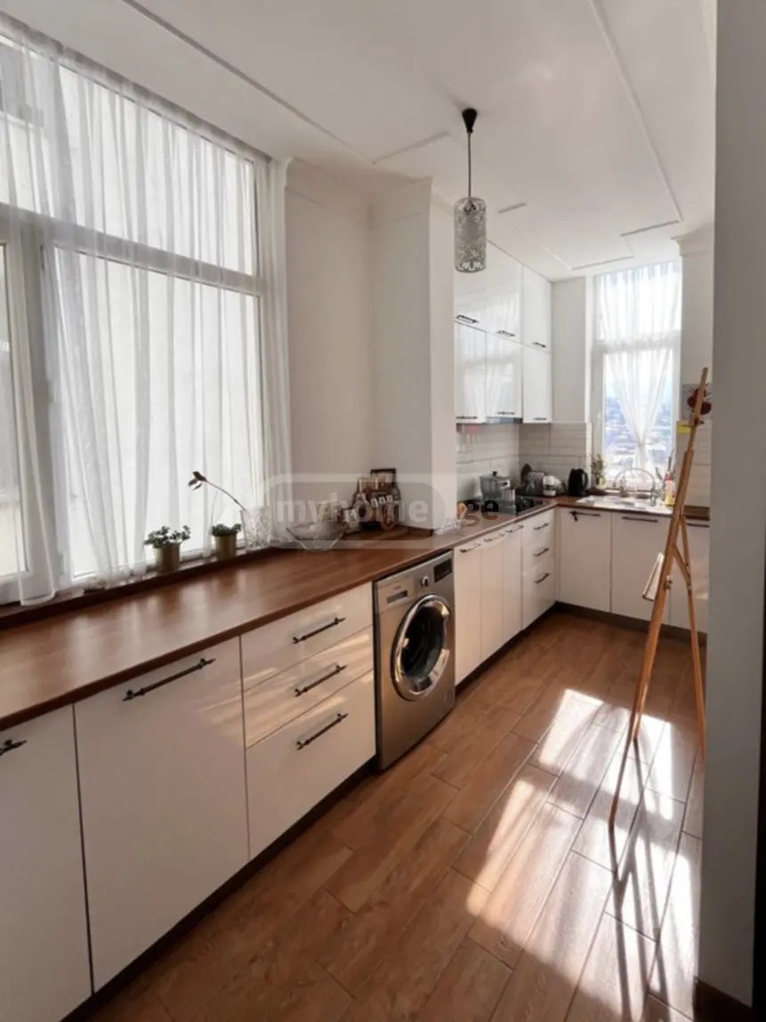 პუშკინი ა. ქ. 13 - 3 rooms