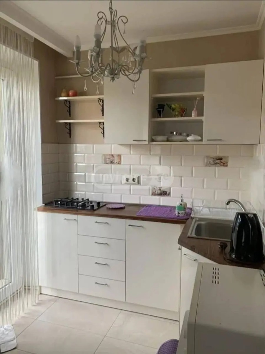 პეკინის გამზ. 42 - 1 rooms