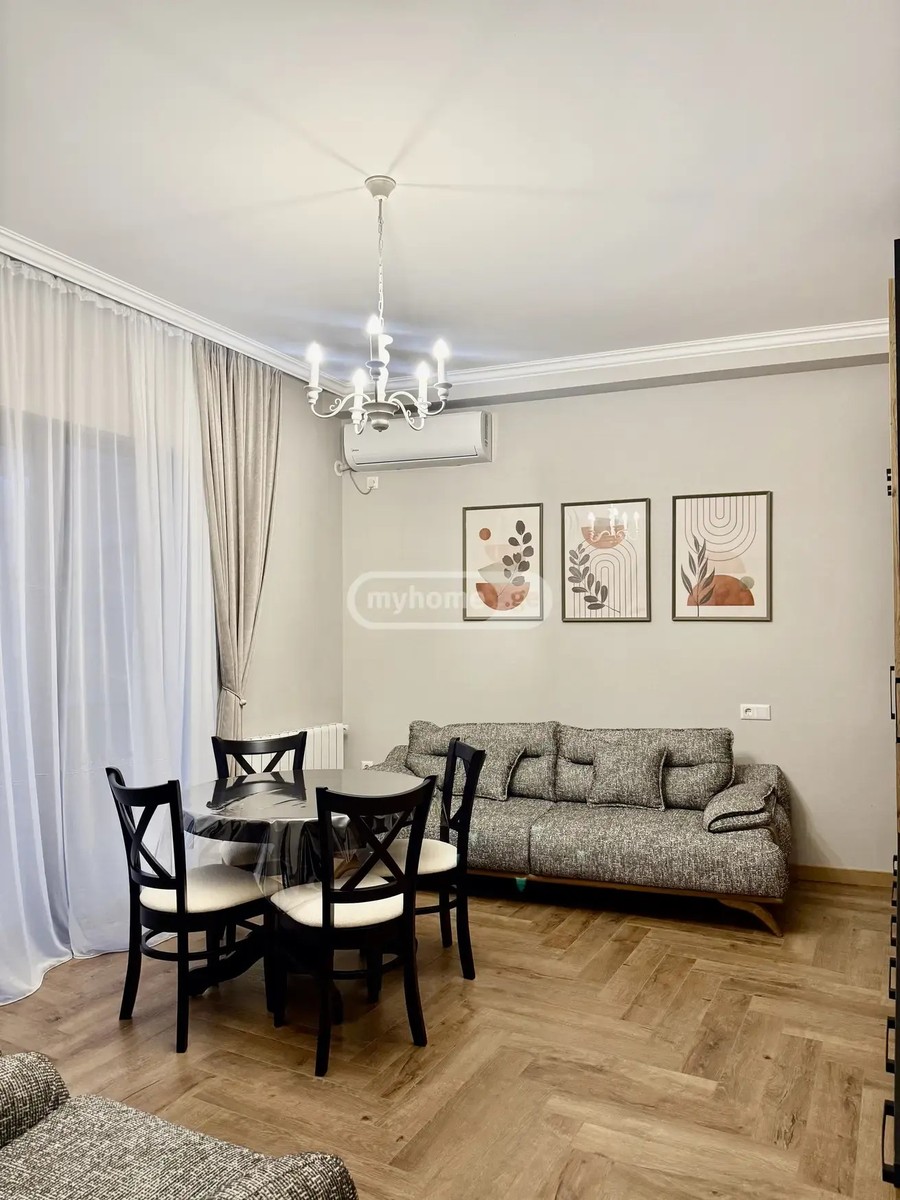 თამარ მეფის ქ.  - 3 rooms