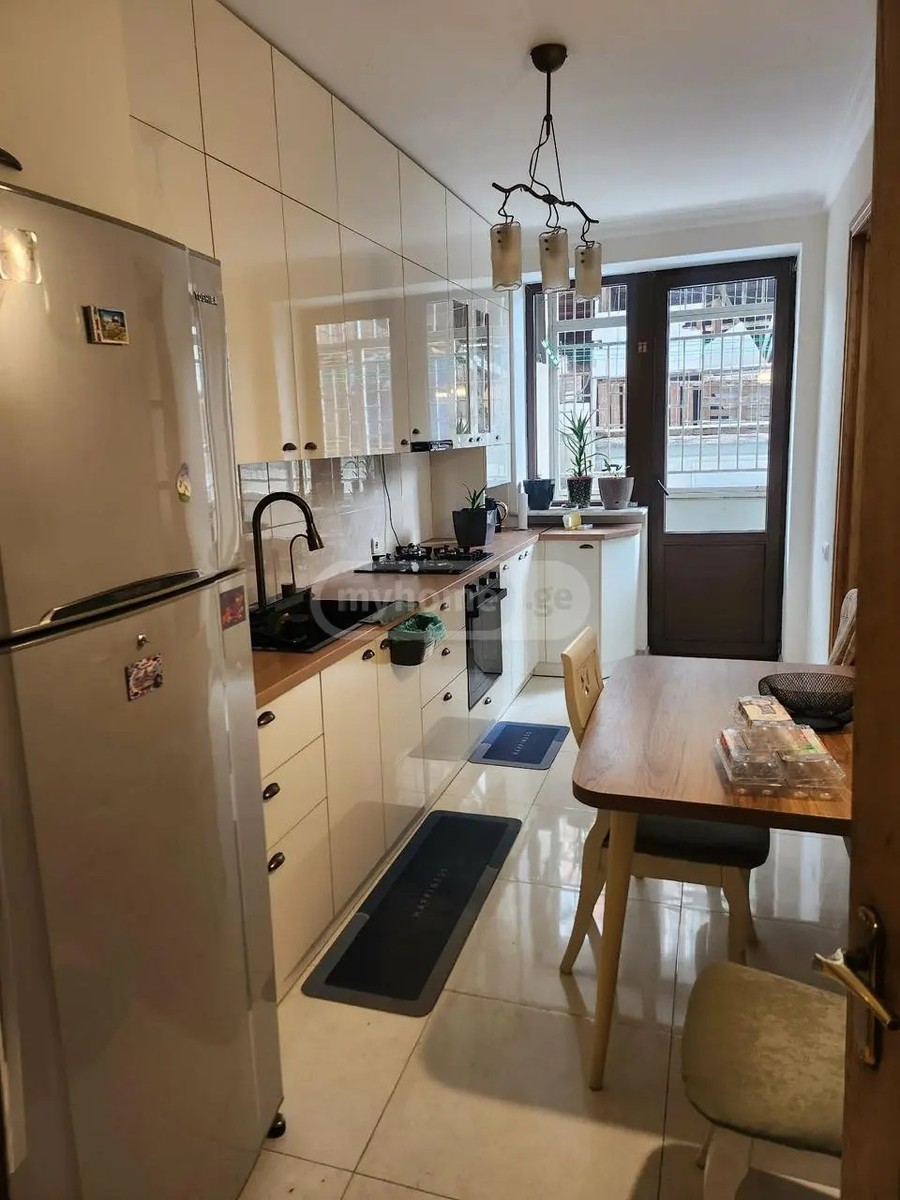 გაგარინი ი. ქ. 14 - 3 rooms