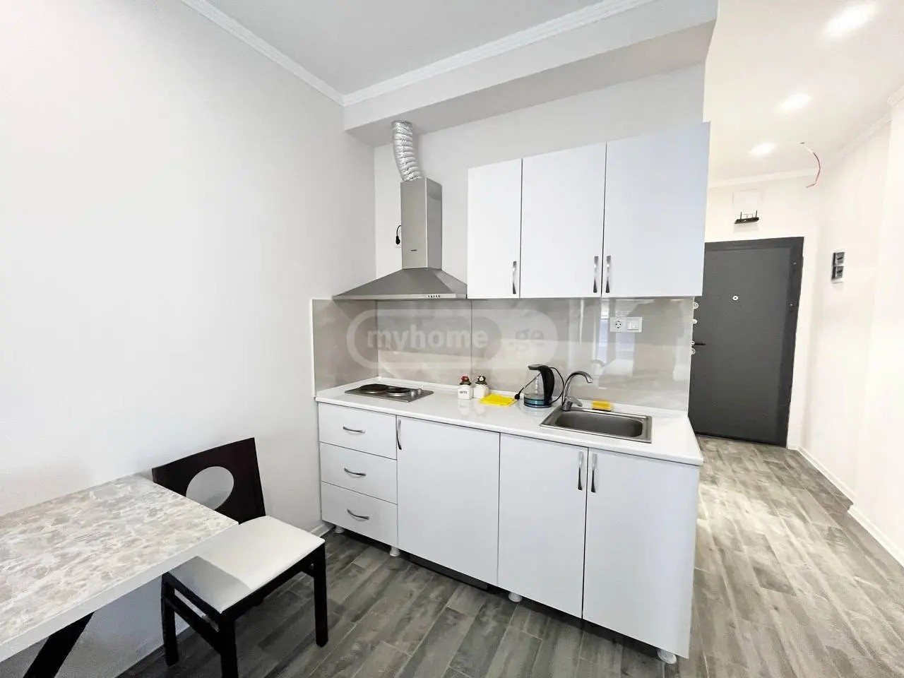 ანგისის 3 ჩიხი 10 - 1 rooms