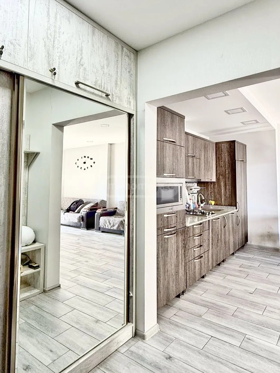 ფიროსმანი ნ. ქ. 18დ - 2 rooms