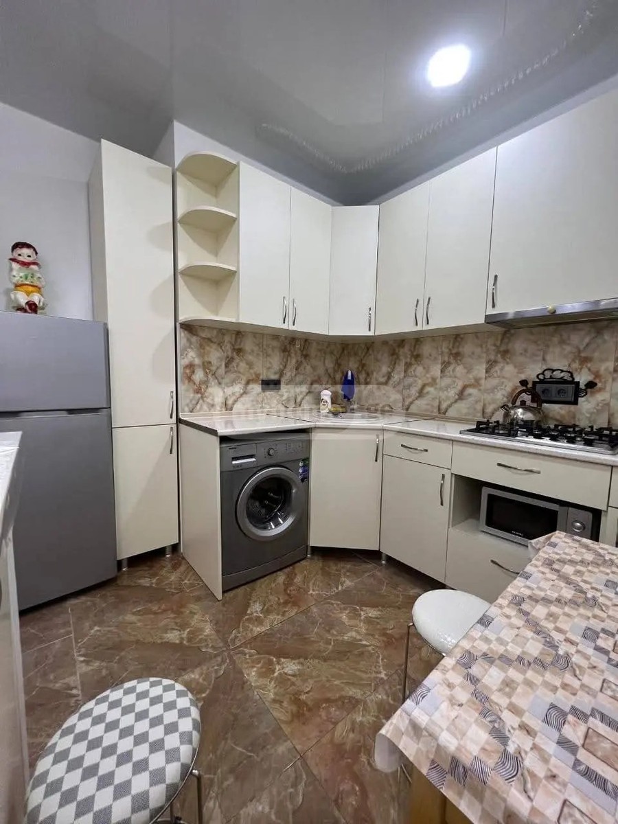 ანგისის ქ. 2 - 2 rooms