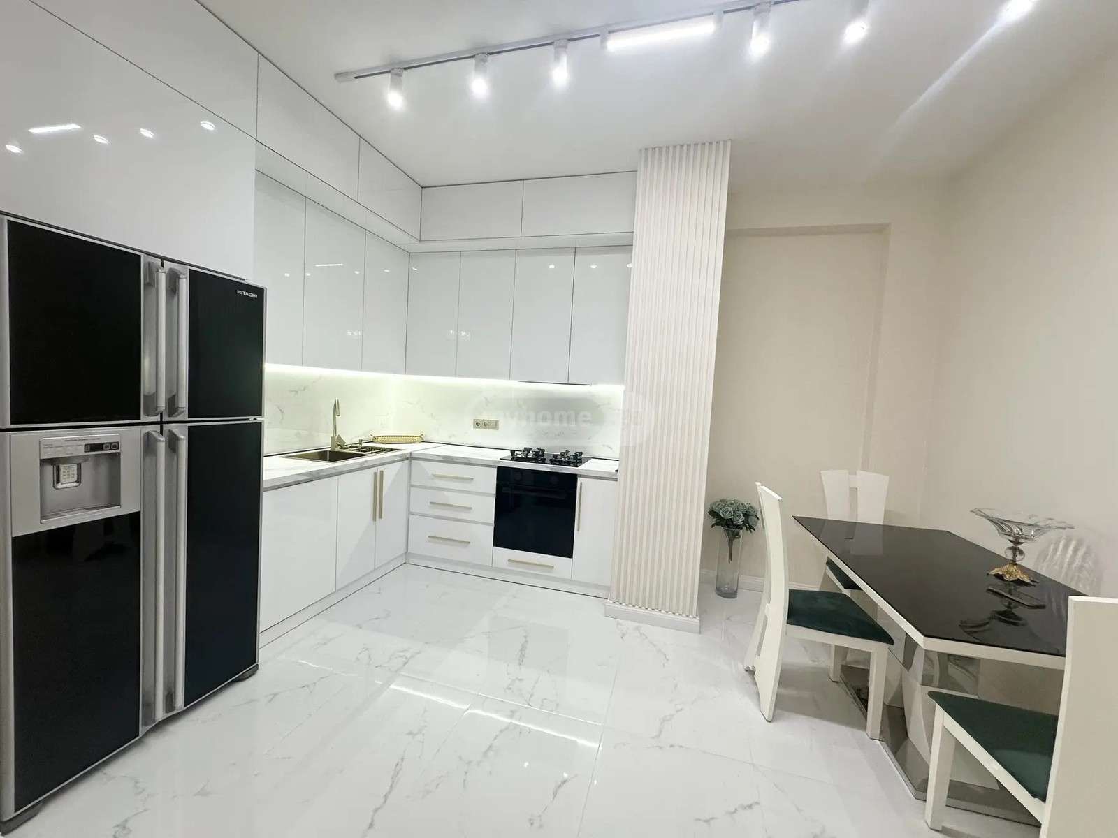 შარტავას ქ. 43 - 4 rooms