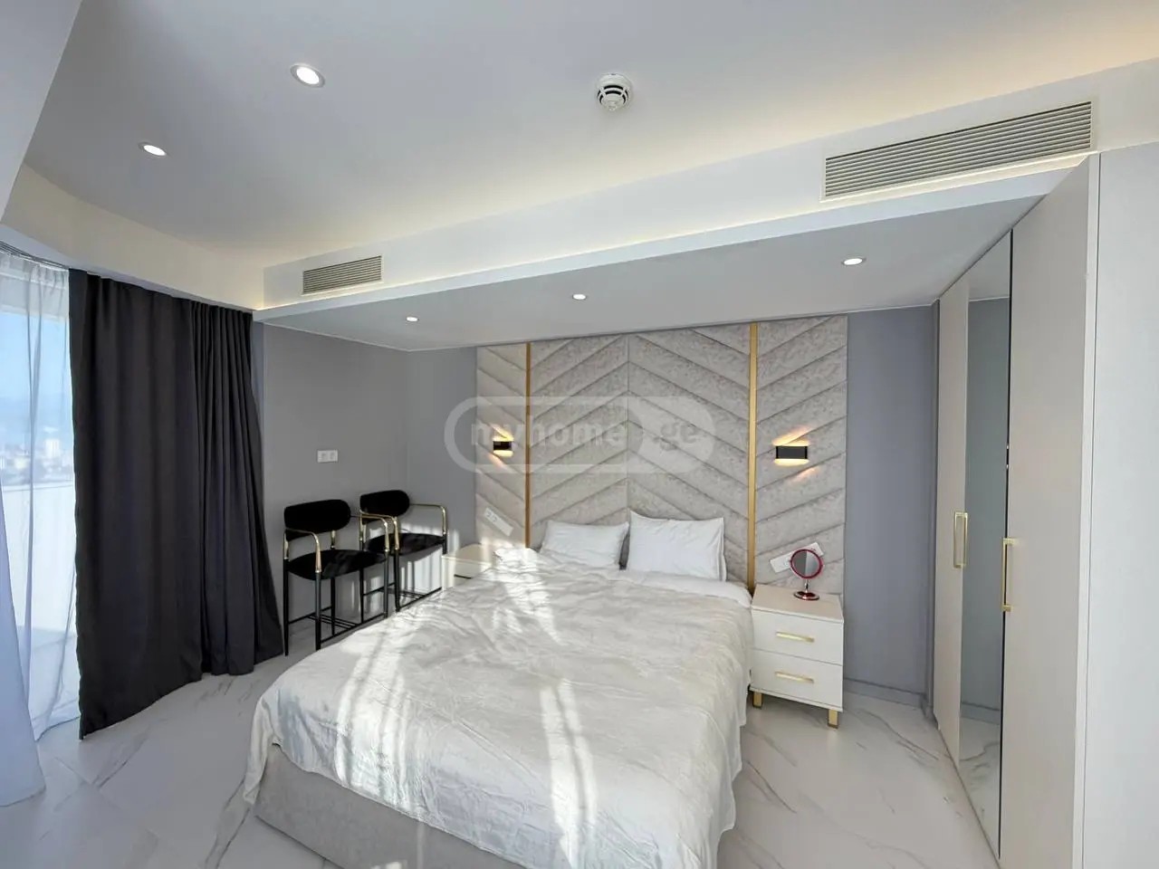 ხიმშიაშვილი შ. ქ. 5 - 2 rooms
