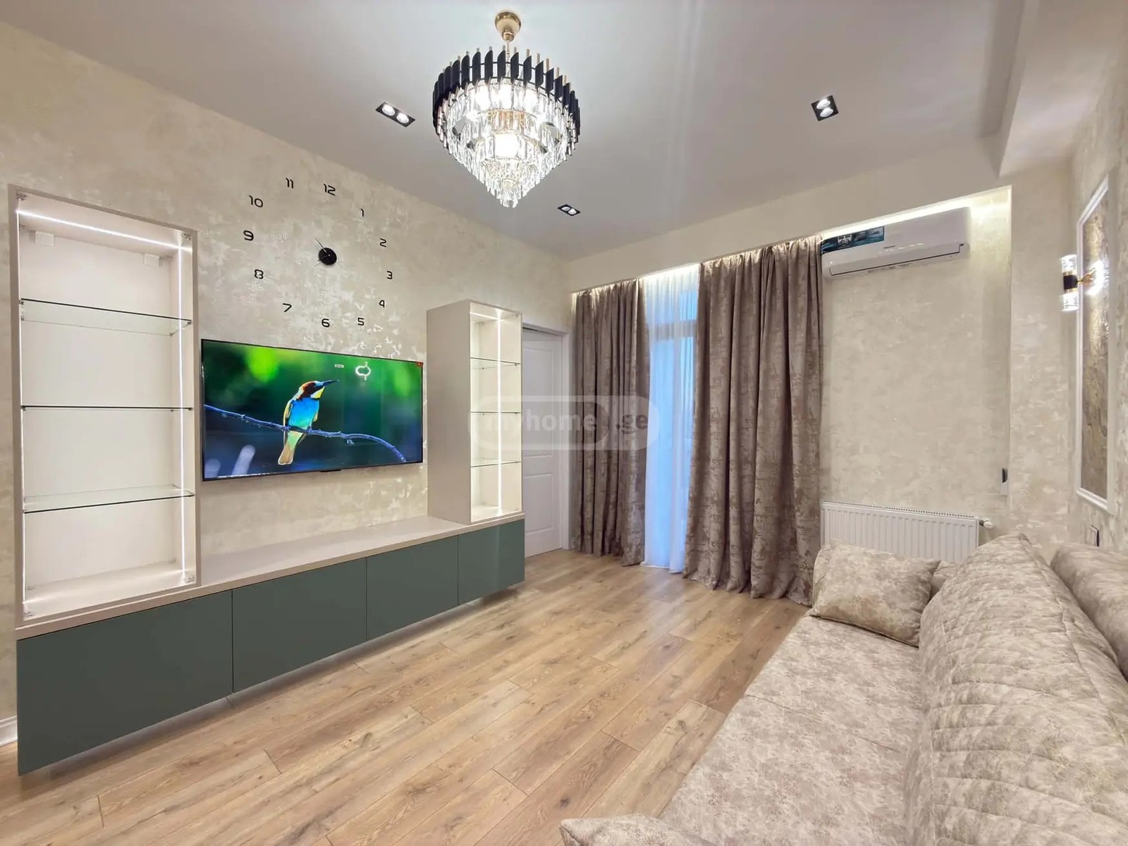 ვეფხისტყაოსნის ქ. 37 - 3 rooms
