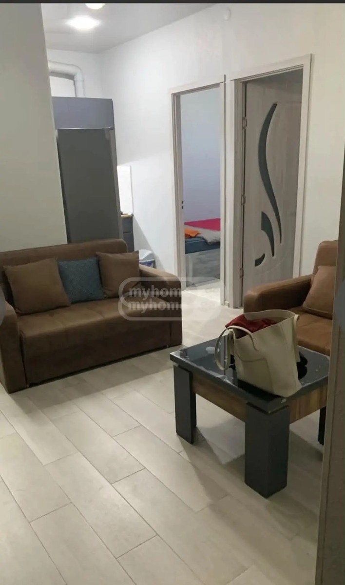 აღმაშენებელი დ. გამზირი 112 - 3 rooms