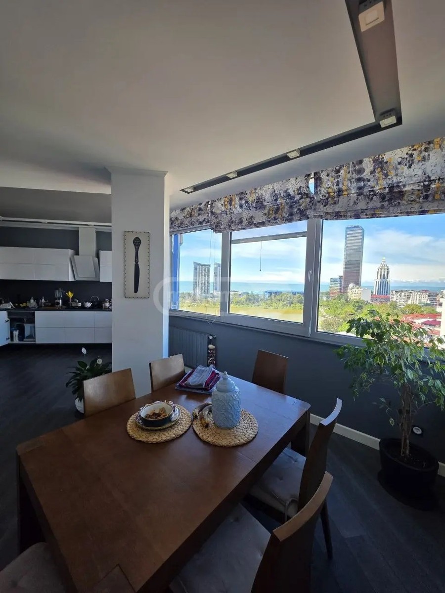 ფარნავაზ მეფის ქ. 136 - 4 rooms