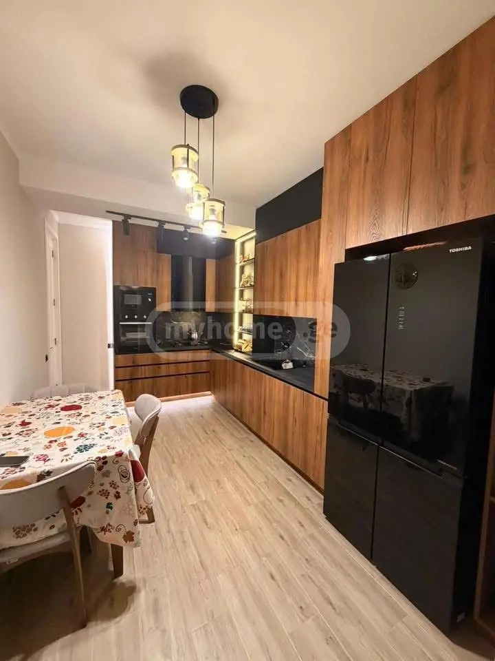 ჭყონდიდელის ქ.  - 5 rooms