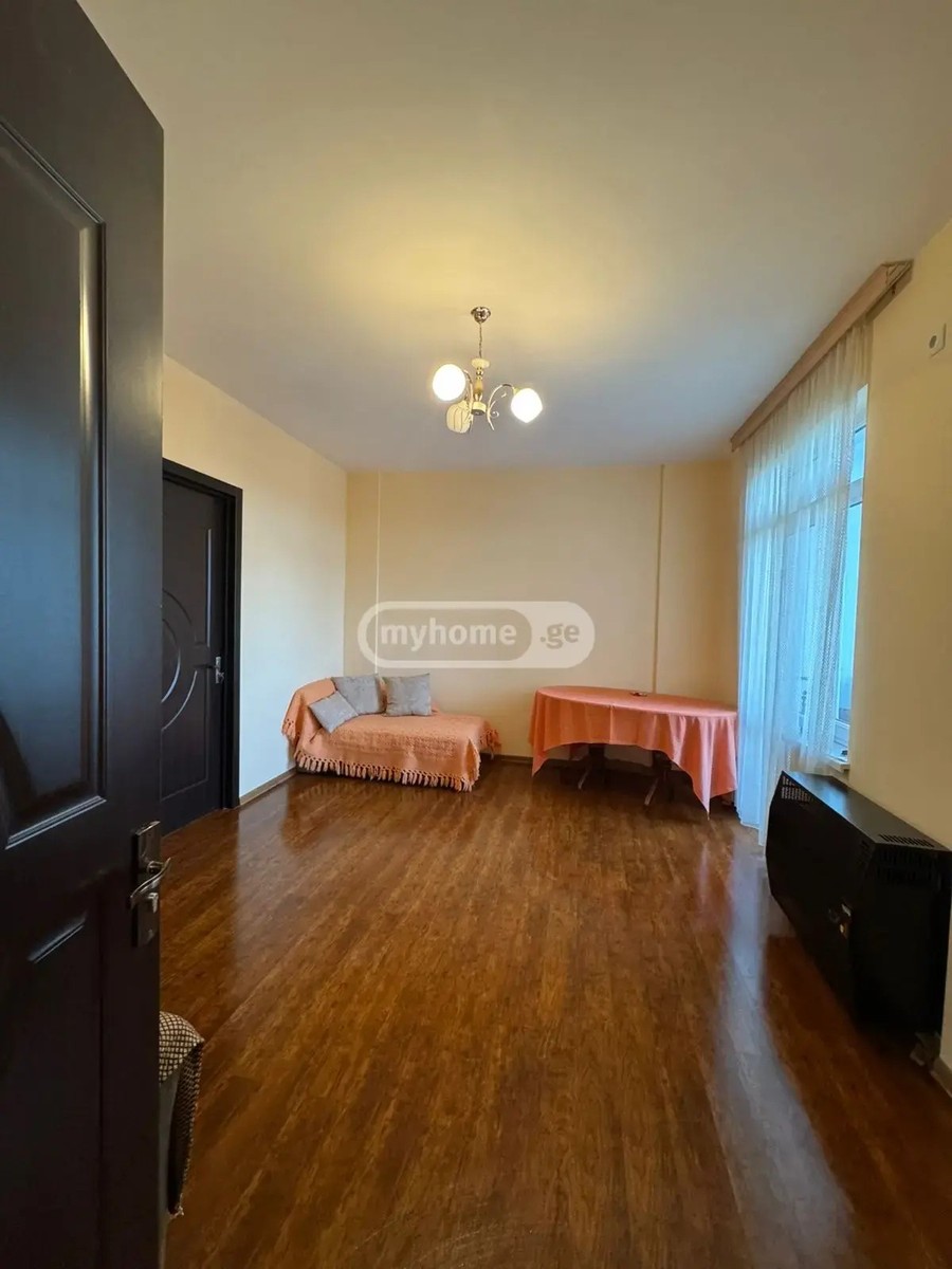 შერვაშიძის ქ.  - 3 rooms