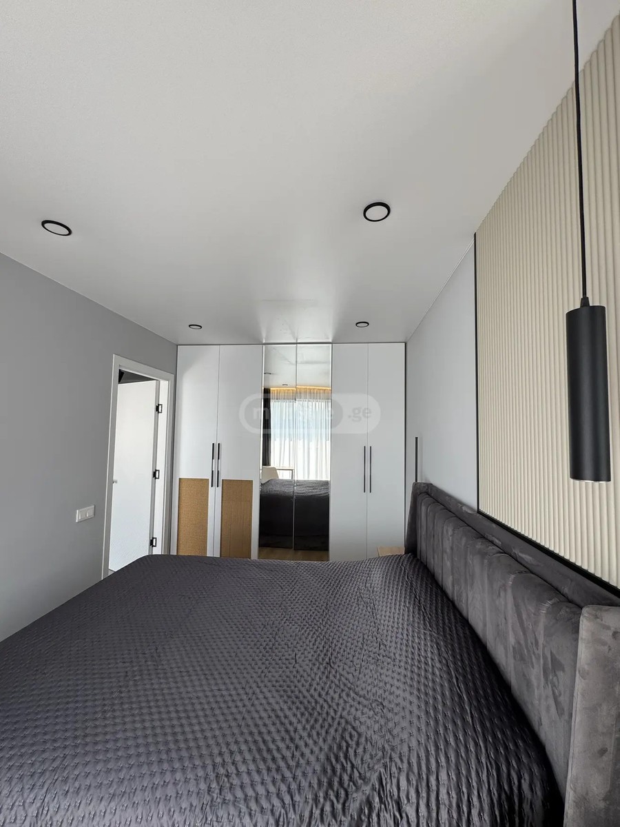 აბუსერიძე ტ. ქ. 13 - 2 rooms