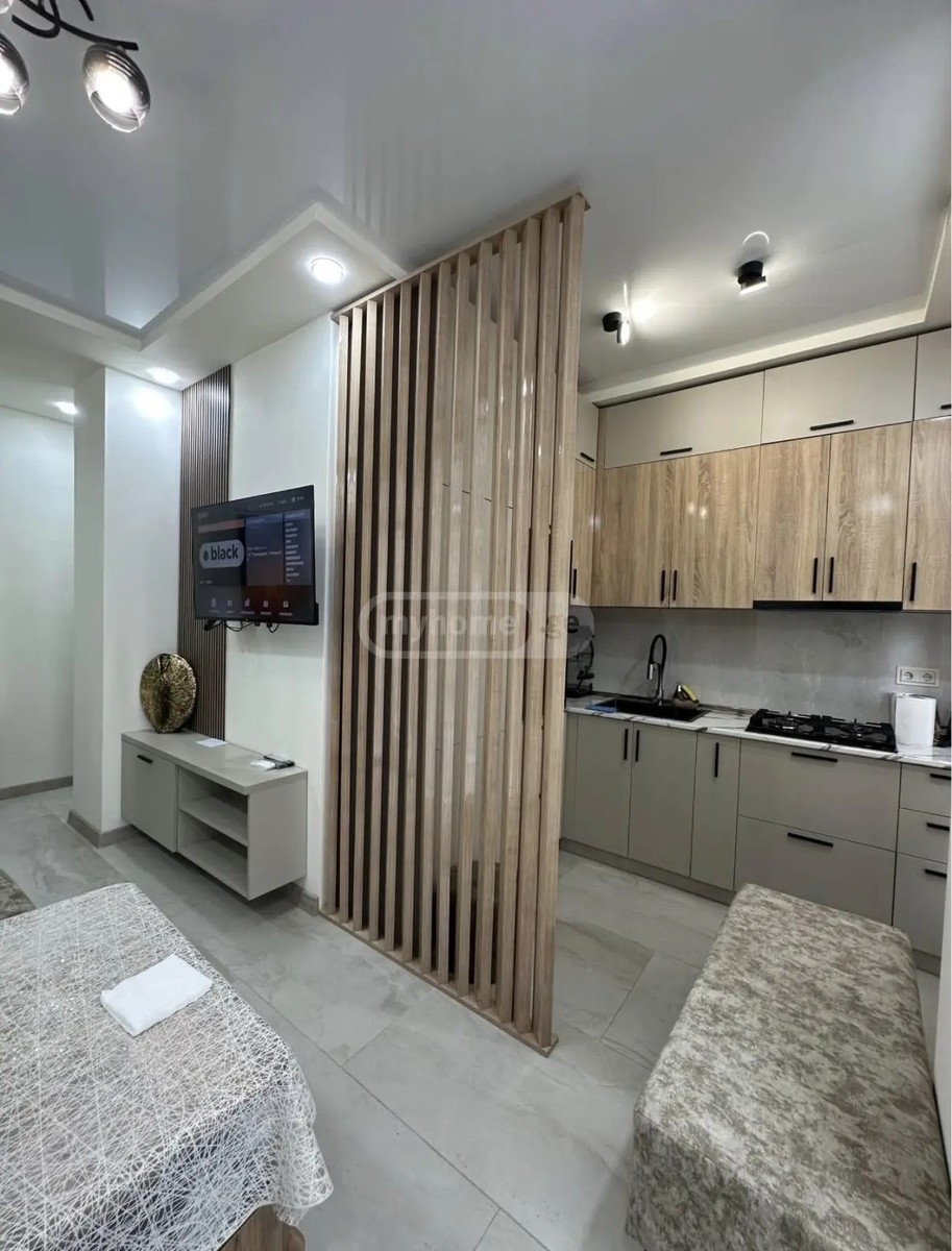 რურუა პ. ქ. 10 - 3 rooms