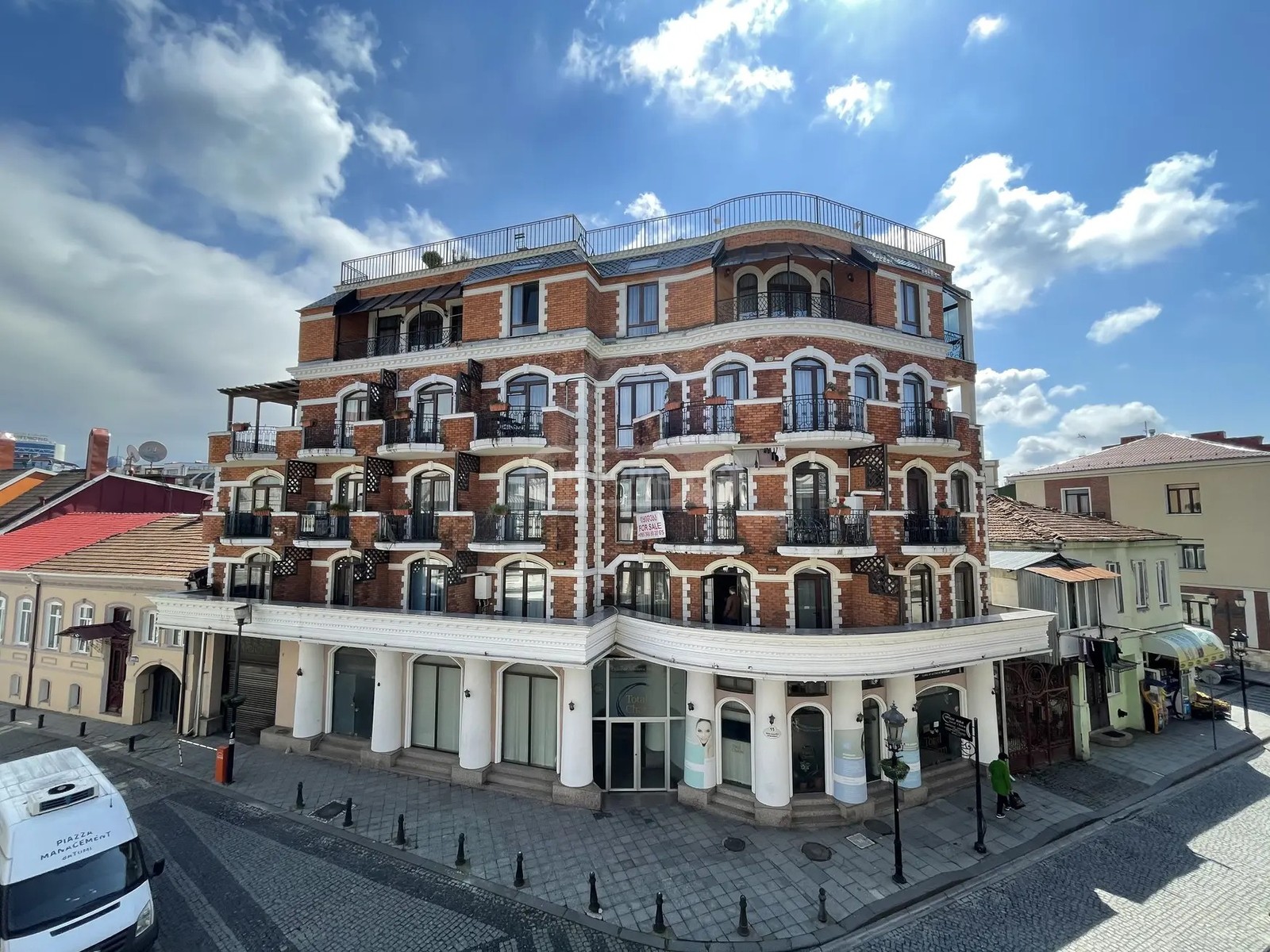 გორგასალი ვ. ქ. 17 - 2 rooms