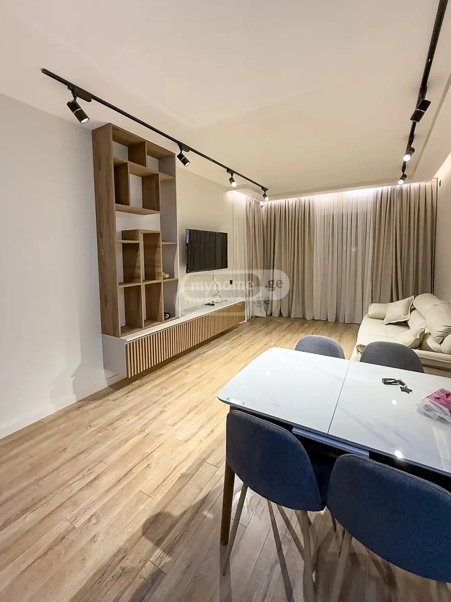 მარშალ გელოვანის გამზ. 23 - 3 rooms