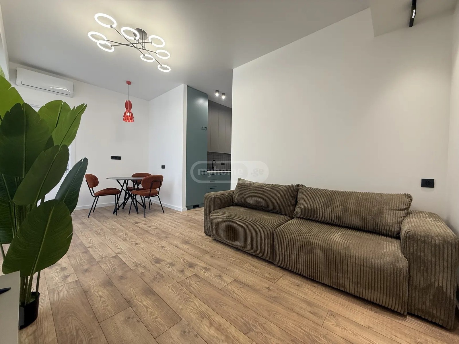 ქავთარაძე პ. ქ. 20დ - 3 rooms