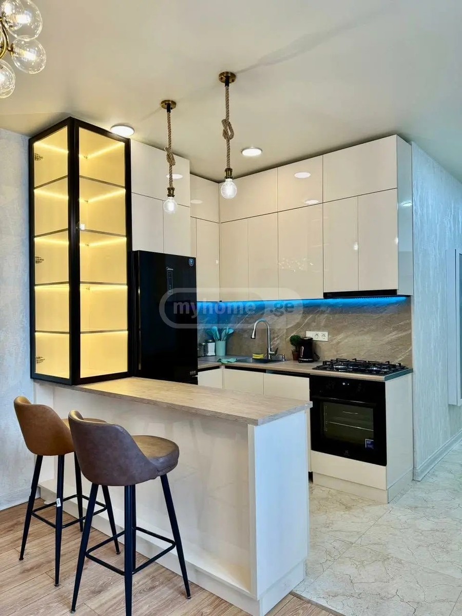 ზღვის პირის ქ.  - 2 rooms