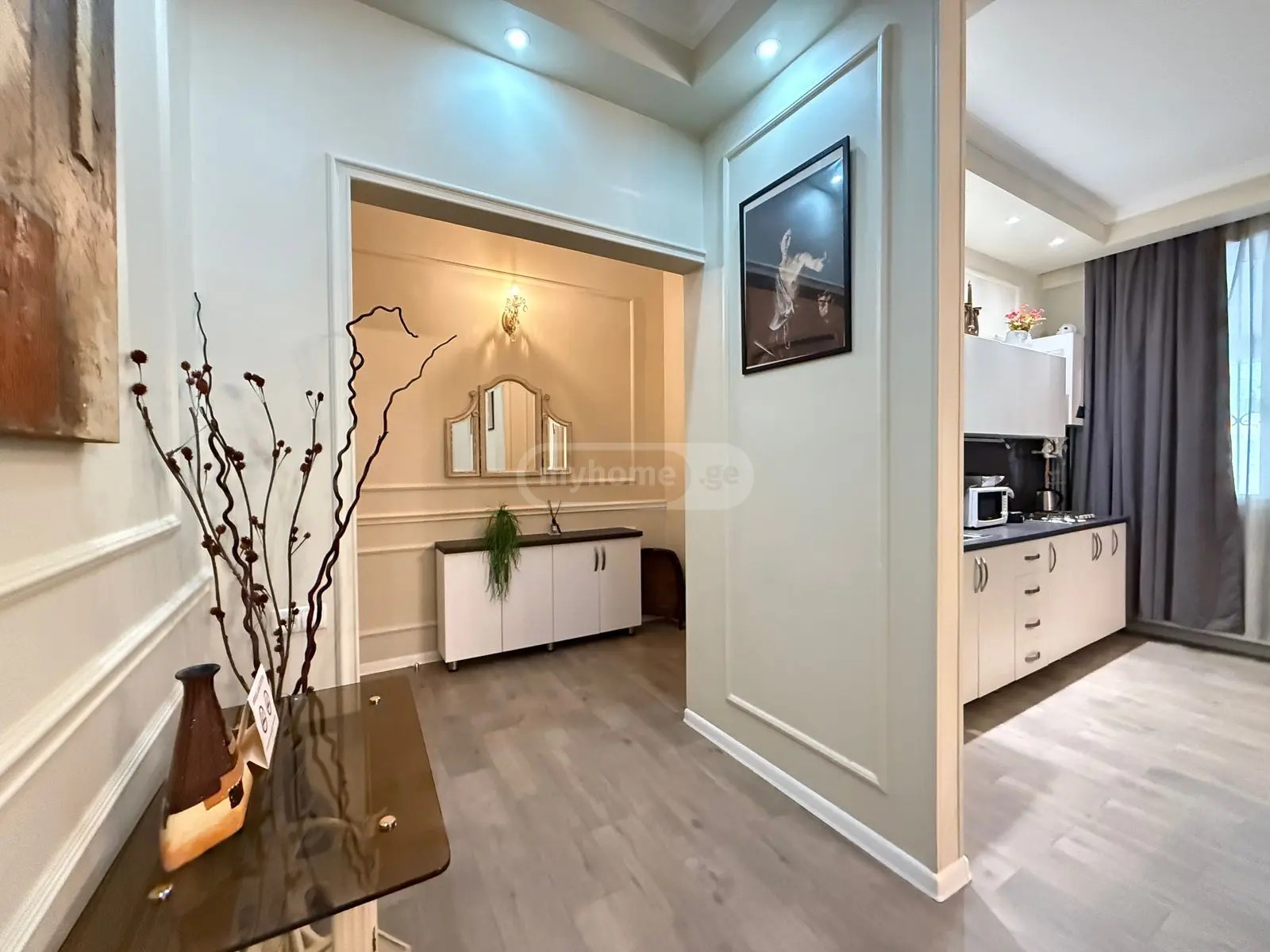 ბოლოს აღმართი  - 2 rooms