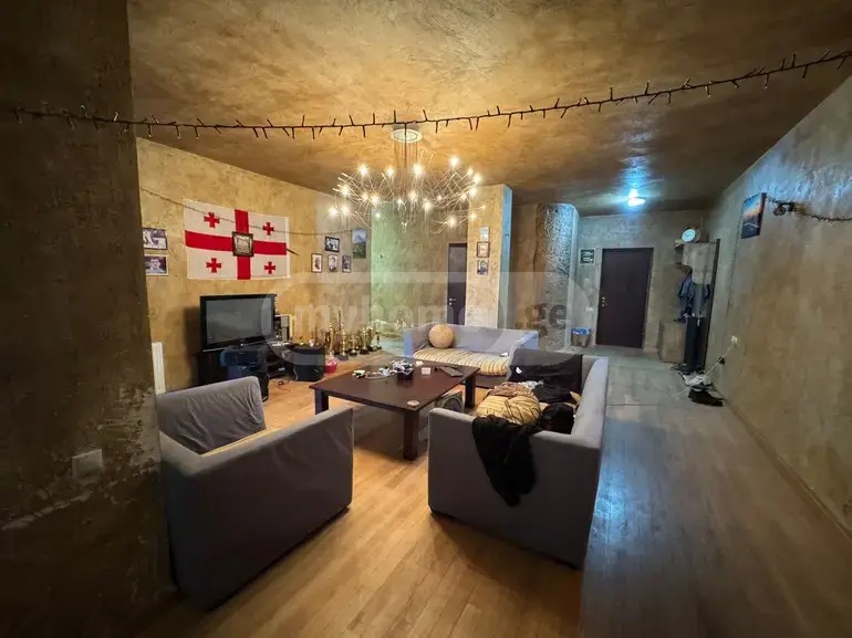 ჭავჭავაძე ი. გამზირი  - 4 rooms