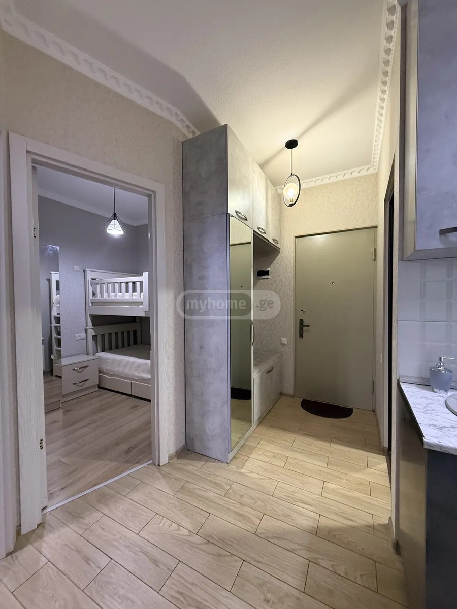 ბაგრატიონი პ. შეს. 208 - 3 rooms