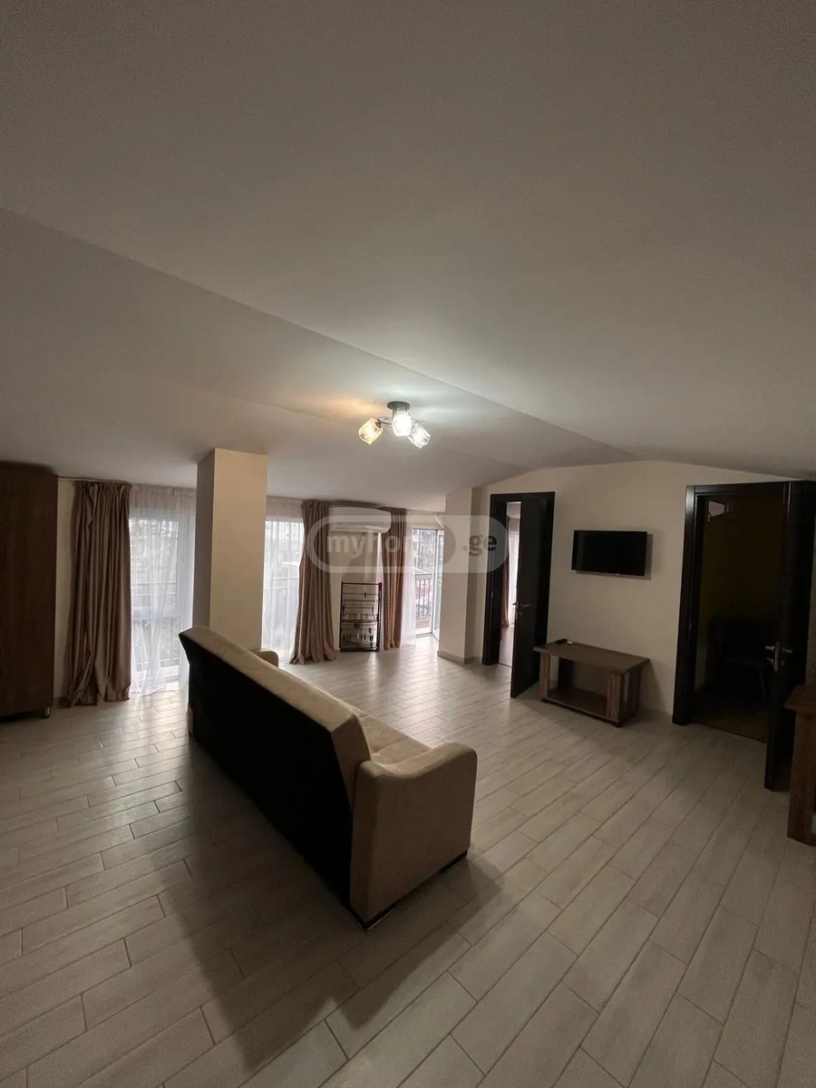 გრიბოედოვი ა. ქ. 8 - 3 rooms