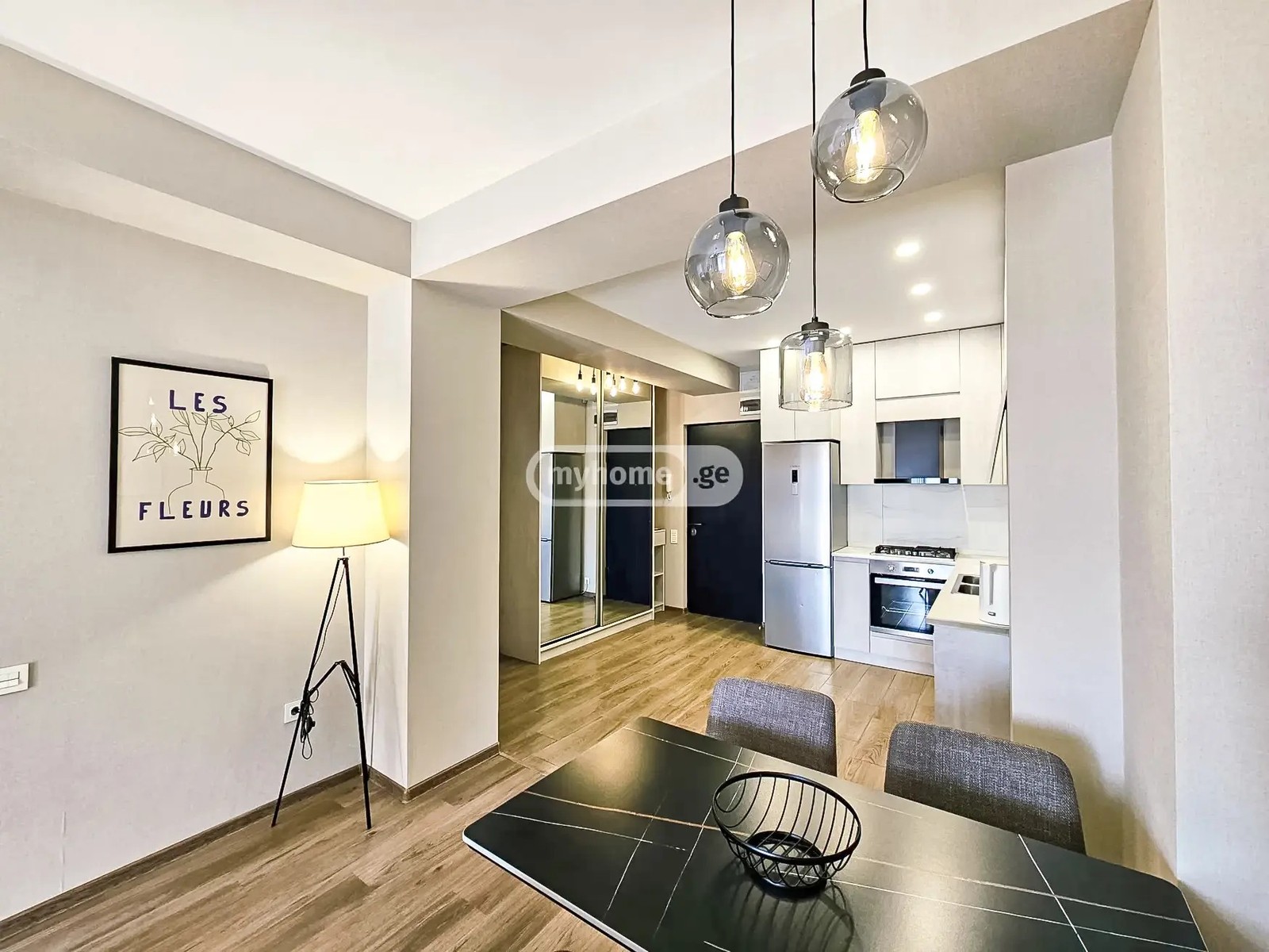 დავარის ქ. 13 - 2 rooms