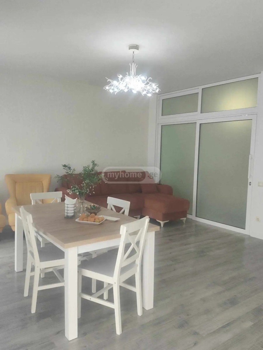 ანგისის ქ.  - 3 rooms