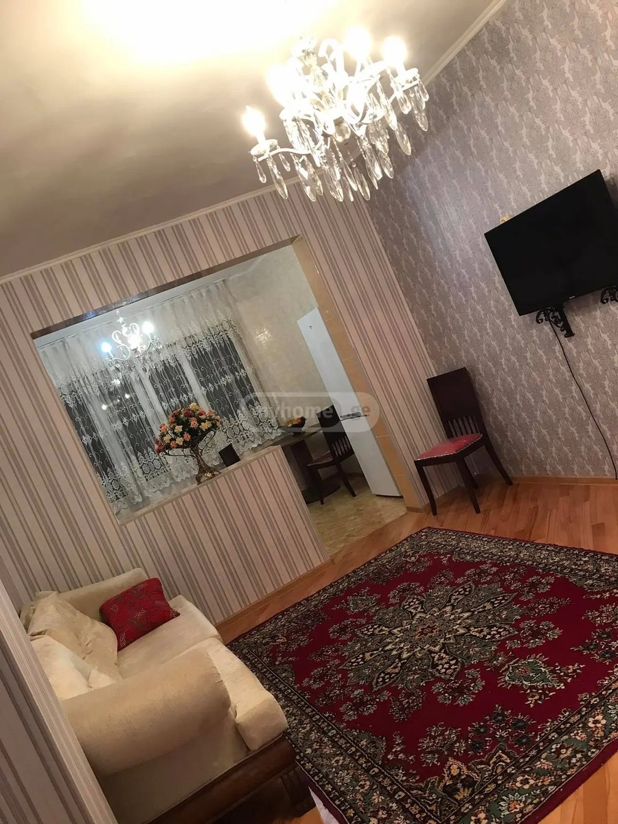 თაბუკაშვილის ქ.  - 5 rooms