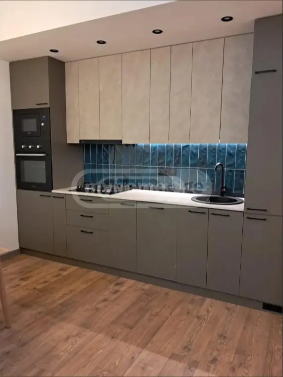 უნივერსიტეტის ქ.  - 3 rooms