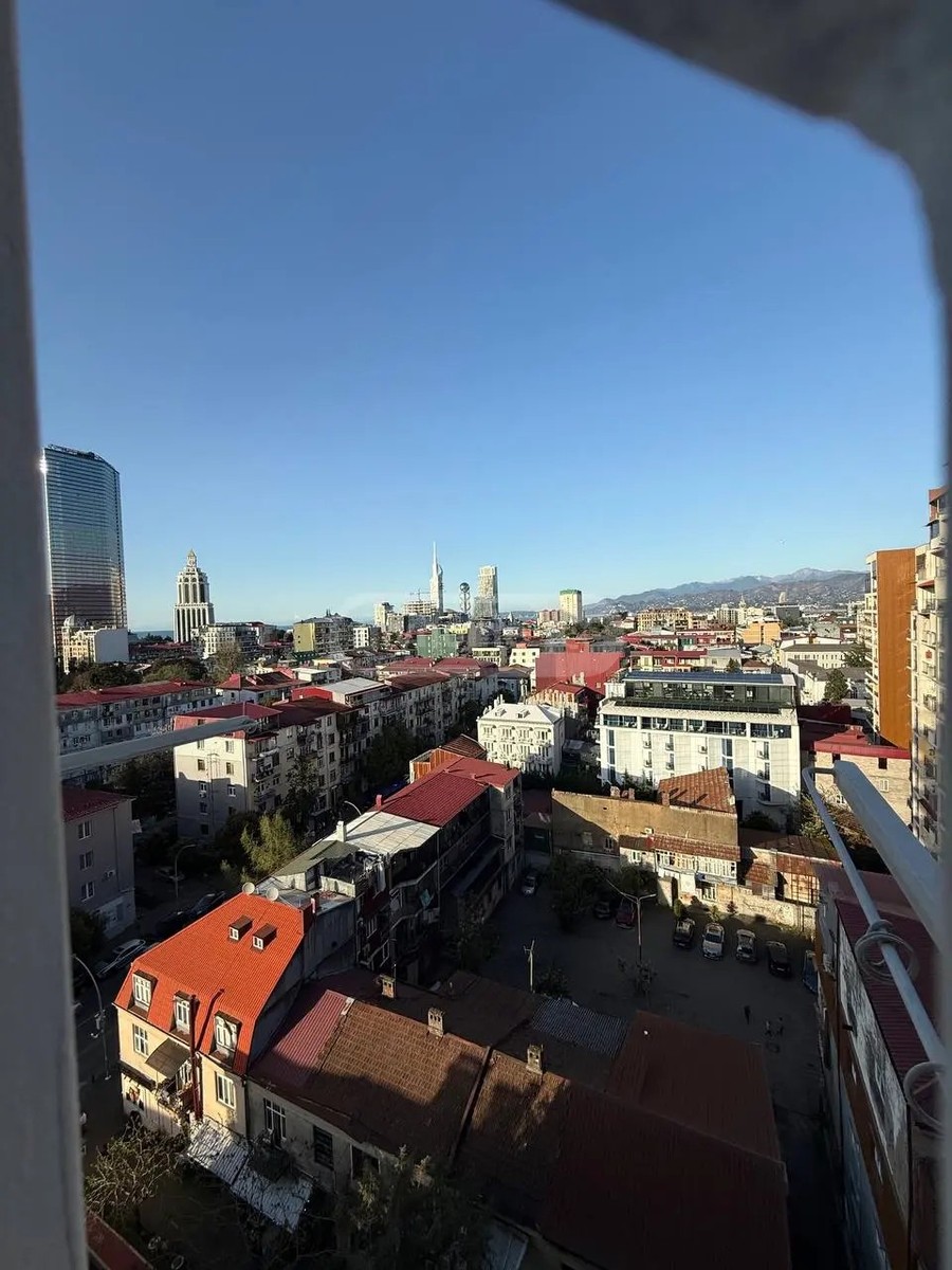 აბაშიძე ჰ. ქ. 10 - 4 rooms