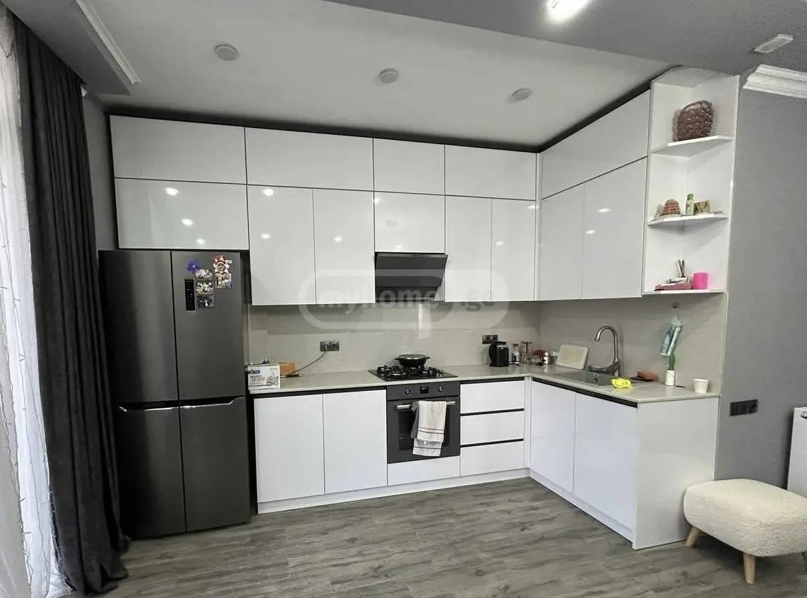 ბესიკის ქ. 65 - 4 rooms