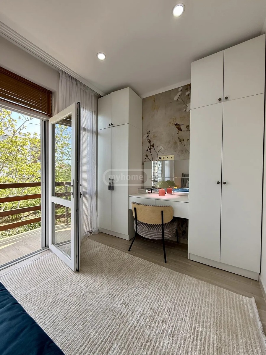 აეროპორტის გზატკეცილი 26 - 3 rooms