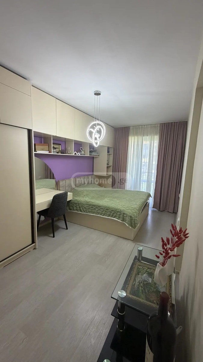 რჩეულიშვილი ლ. ქ.  - 3 rooms