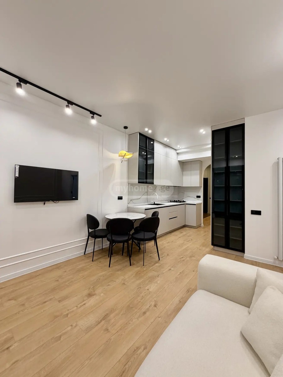 ლაისტი ა. ქ. 4 - 4 rooms