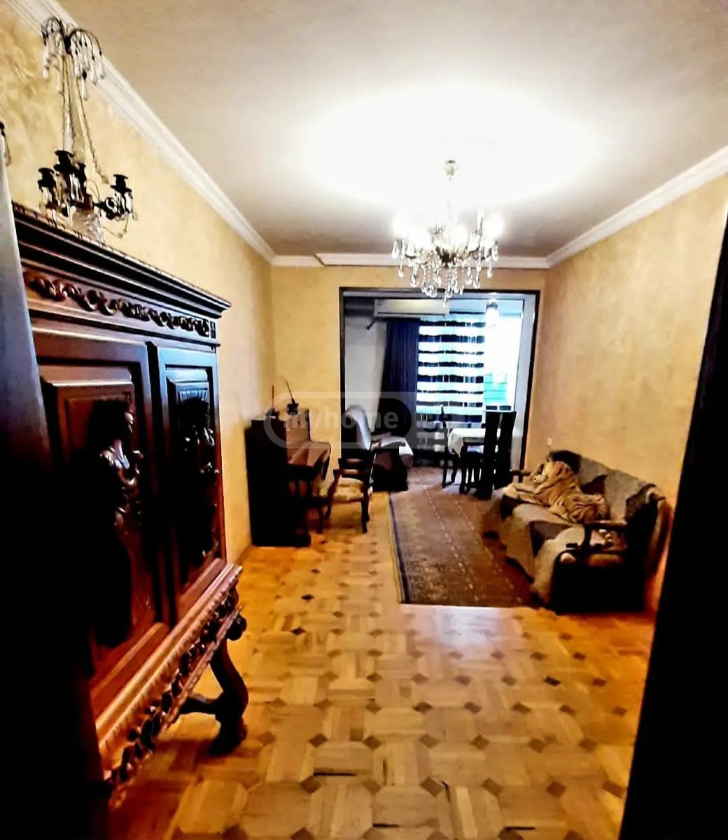 გამსახურდია ზ. ქუჩა  - 3 rooms