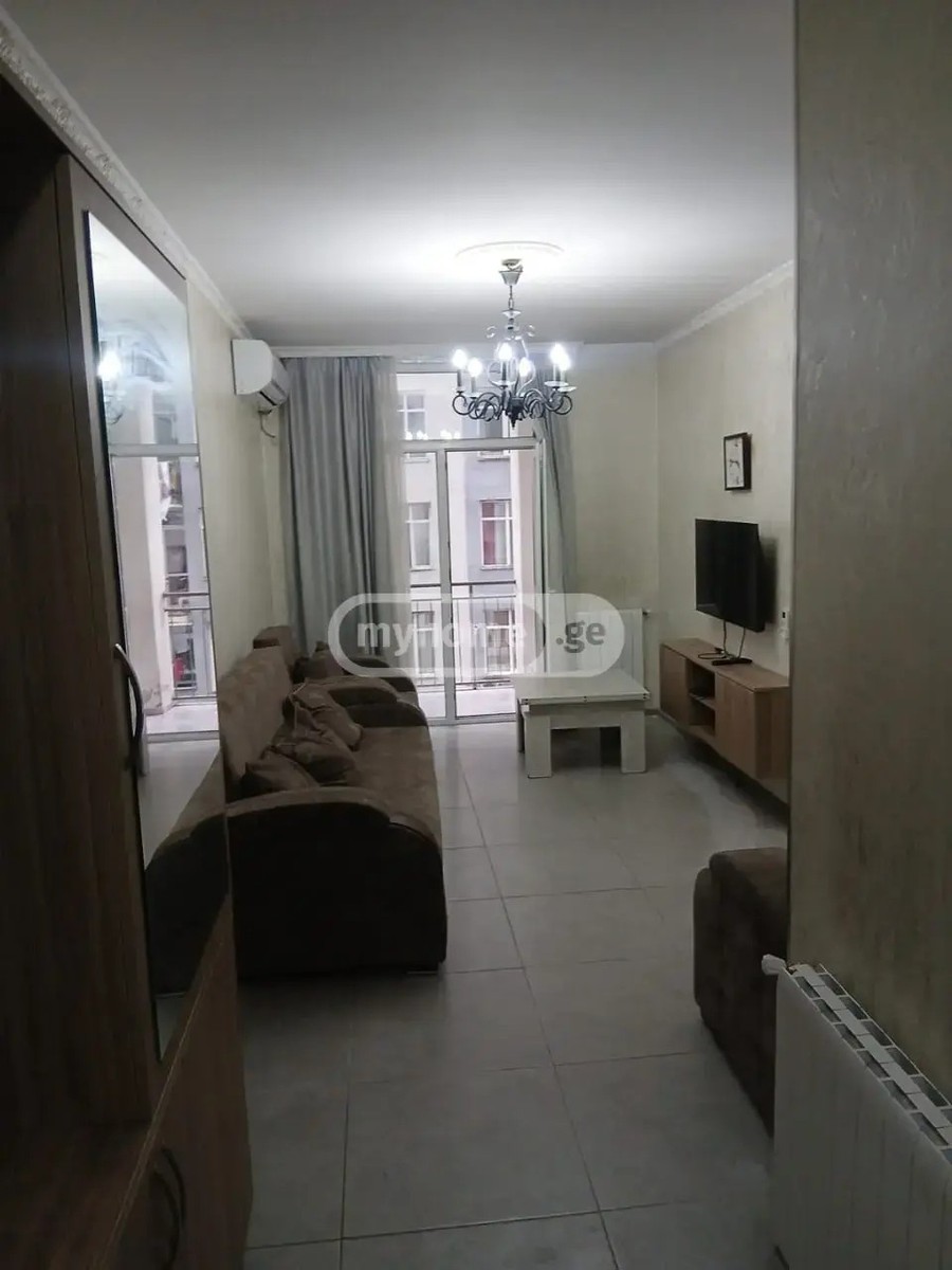 აბუსერიძე ტ. ქ.  - 3 rooms