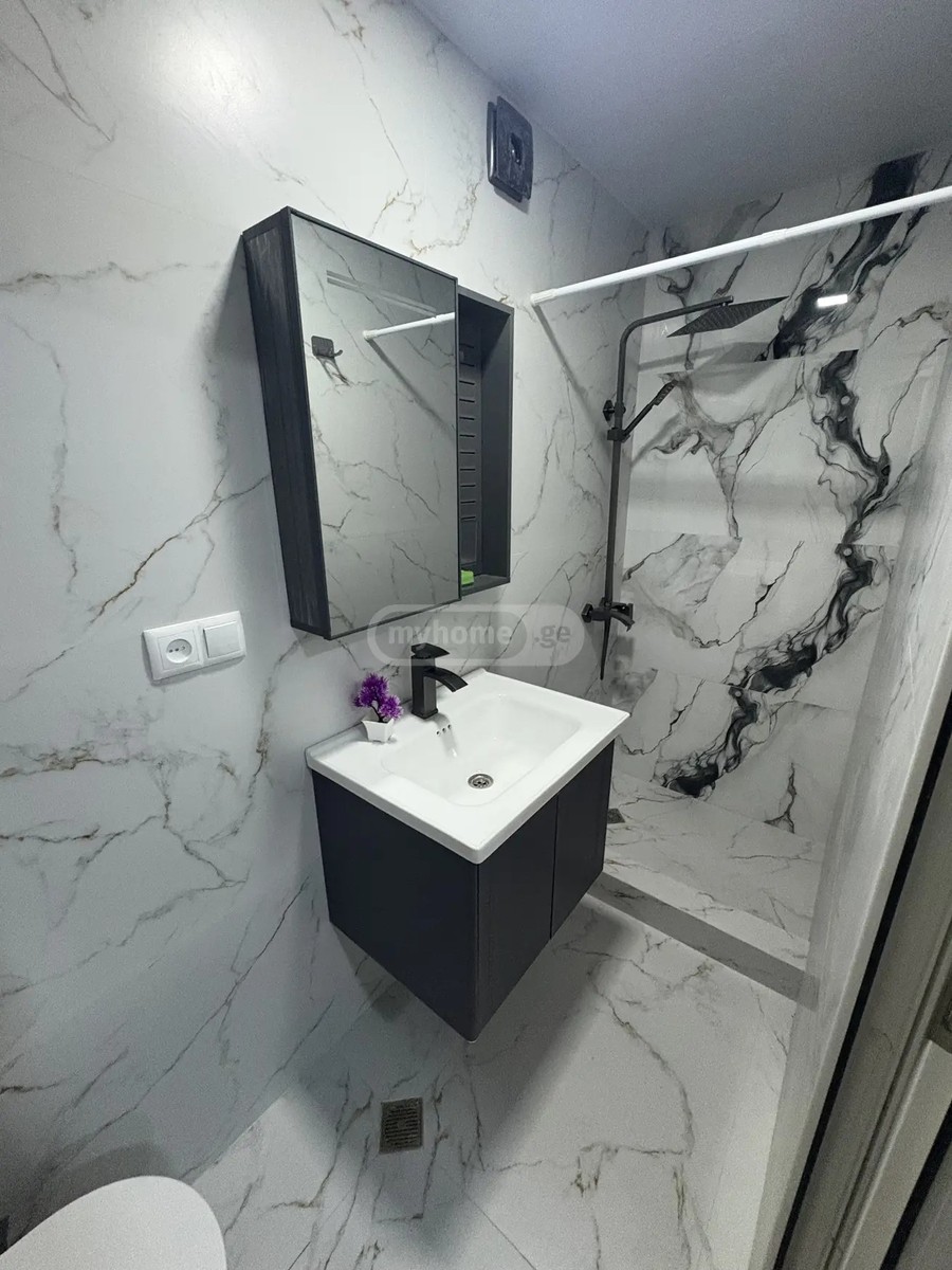 პეკინის გამზ. 19 - 2 rooms