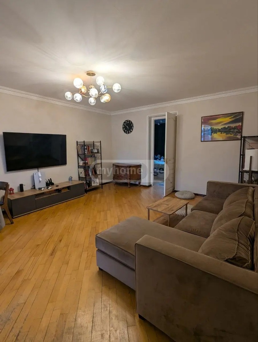 ვაჟა-ფშაველა - V კვარტ.  - 3 rooms