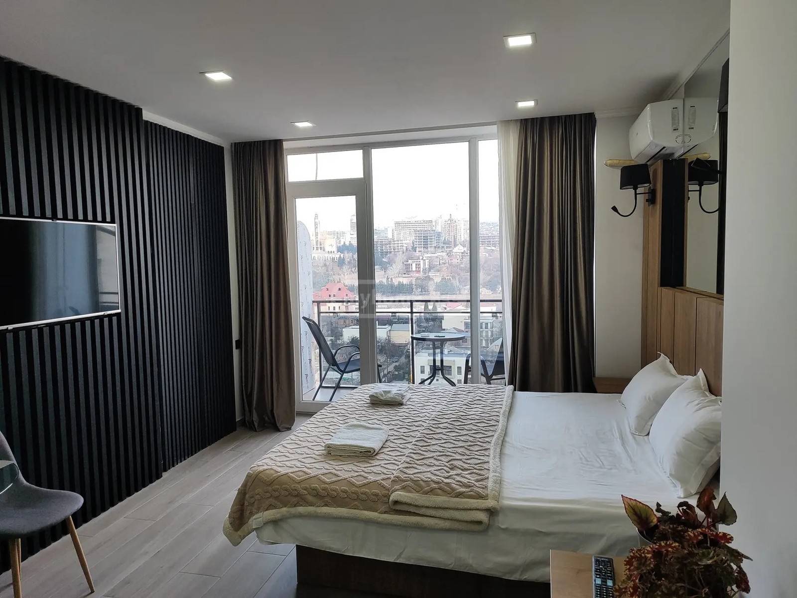 დიდი ხეივნის ქ. 2 - 2 rooms
