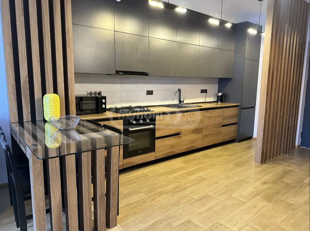 ნუცუბიძის ქ.  77 - 3 rooms