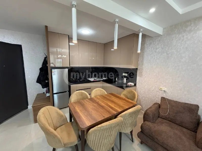 ლორთქიფანიძე გრ. ქ. 24 - 3 rooms