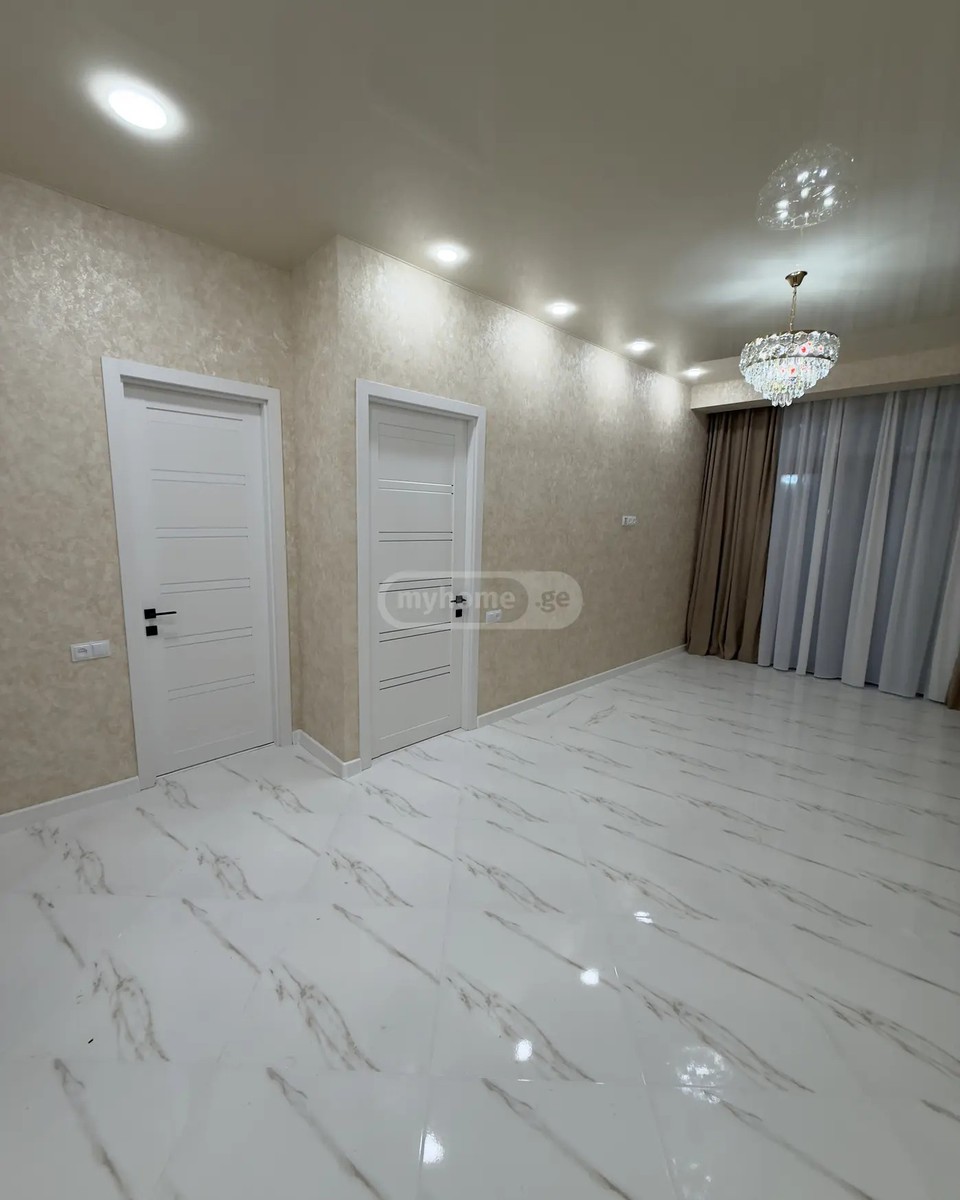 ბერი გაბრიელ სალოსის გამზ.  - 2 rooms