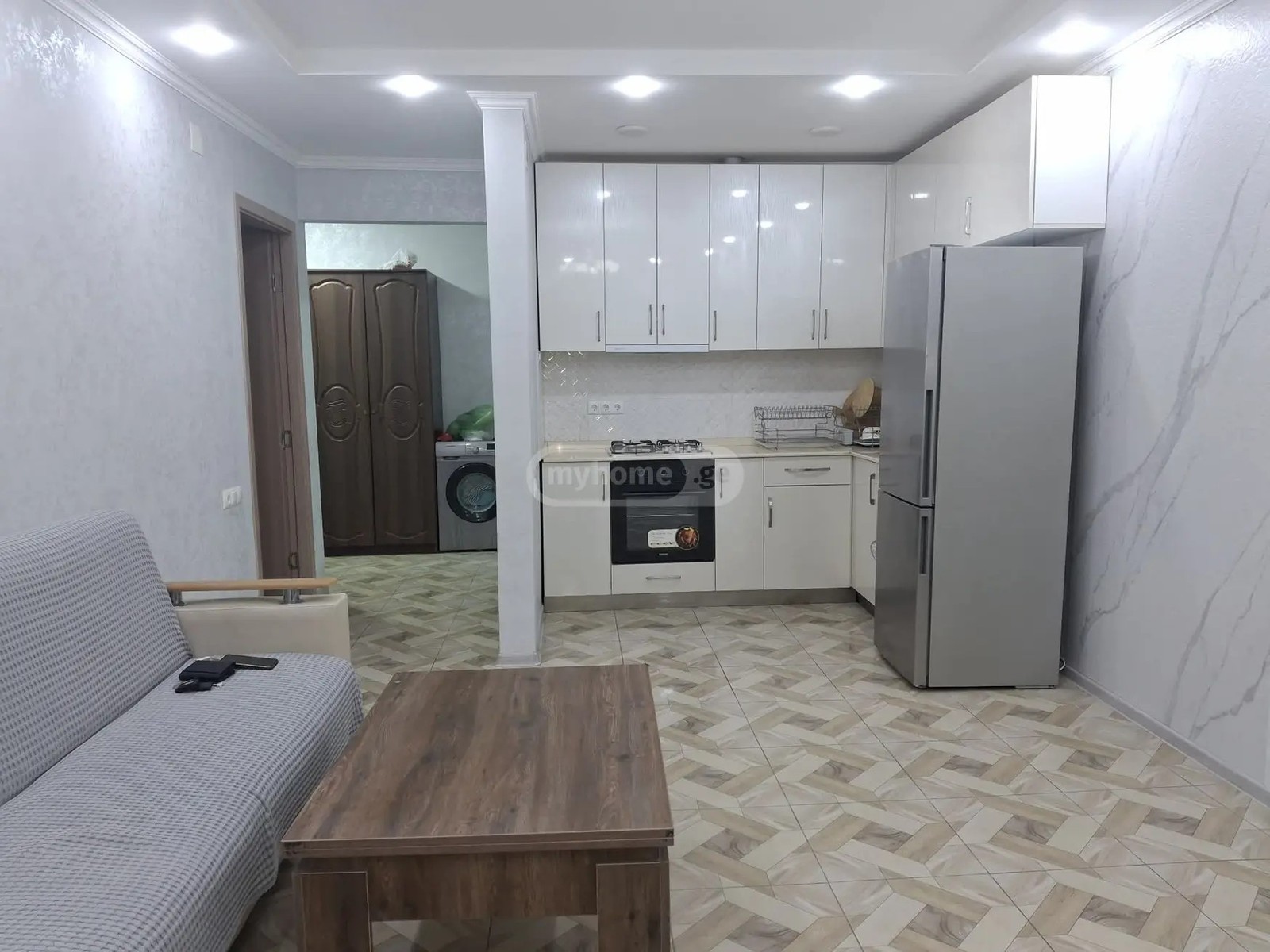 ხახულის ქ. 27 - 3 rooms