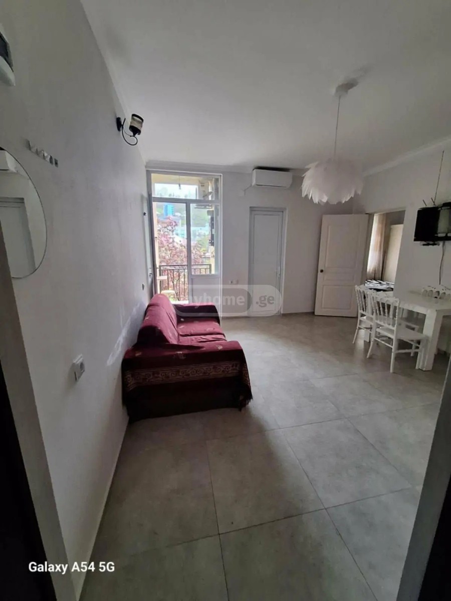 დემეტრე თავდადებულის ქ. 142 - 3 rooms