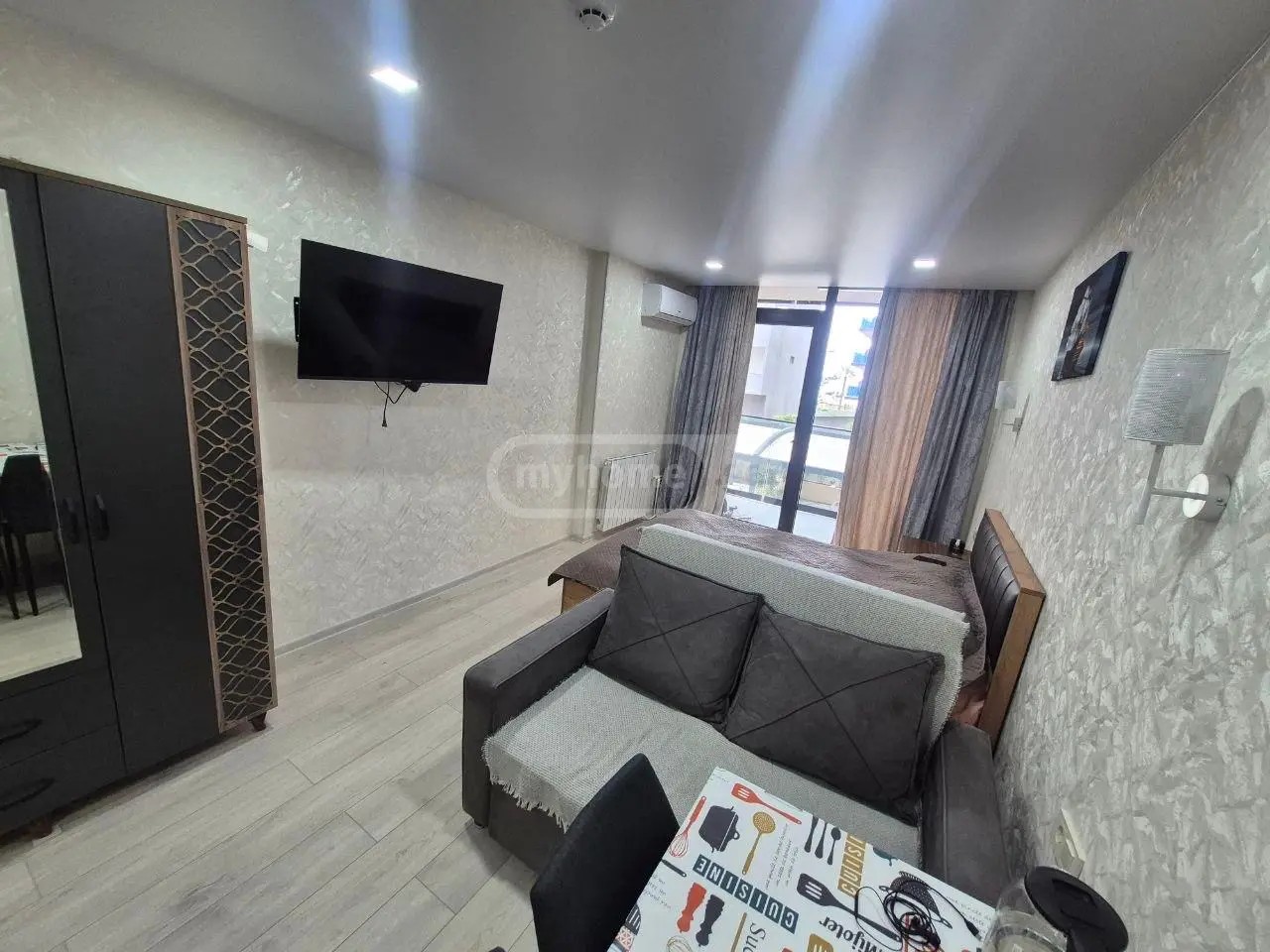 ნიჟარაძე რ. ქუჩა 18 - 1 rooms