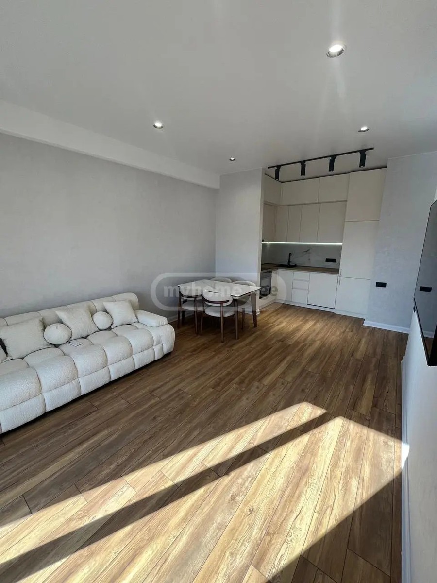 ჭყონდიდელის ქ. 34 - 3 rooms