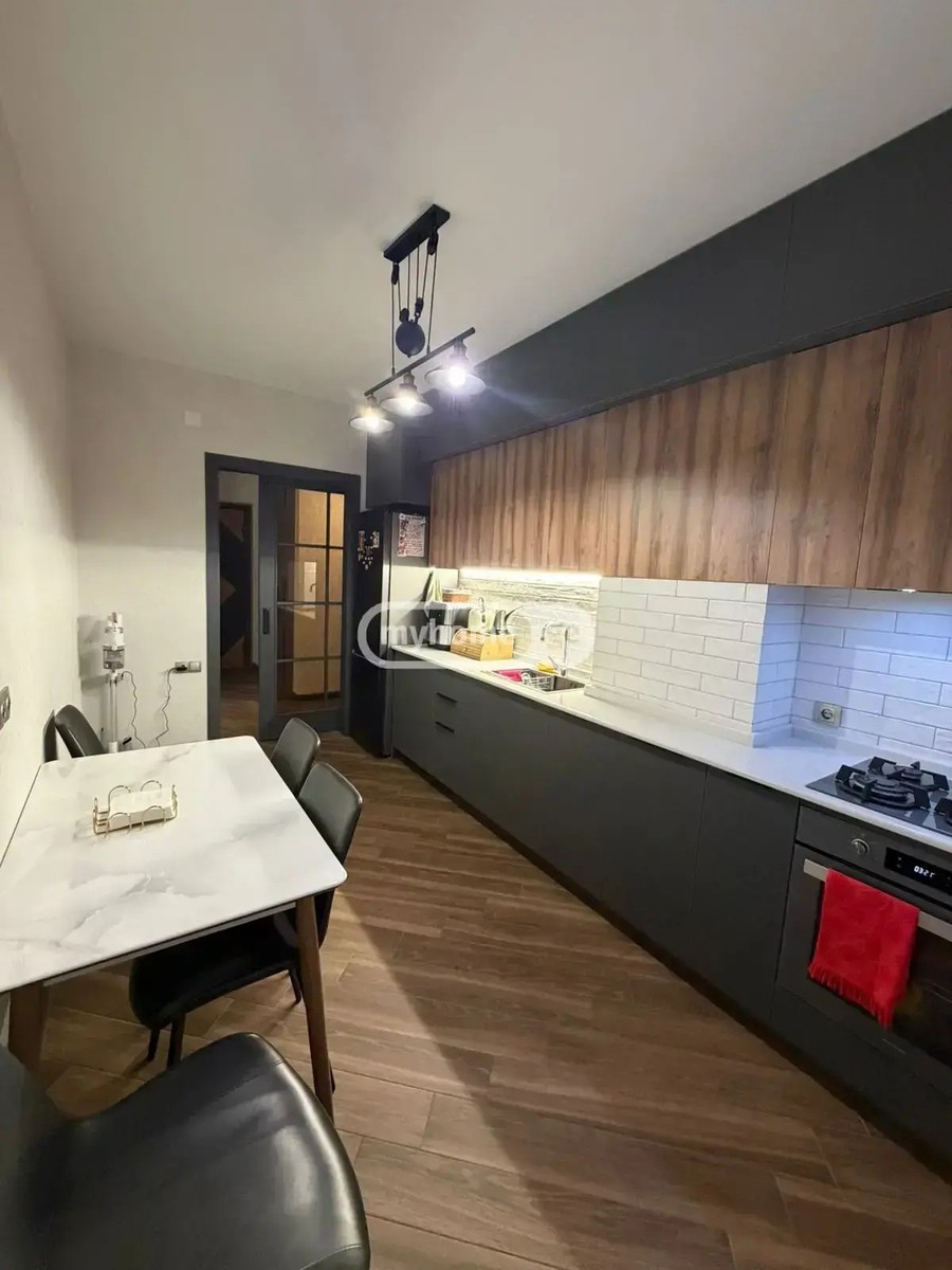 ფალიაშვილი ზ. ქ.  - 3 rooms
