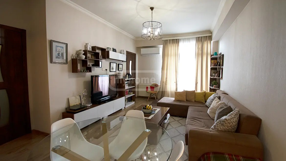 თორნიკე ერისთავის ქუჩა 11 - 3 rooms